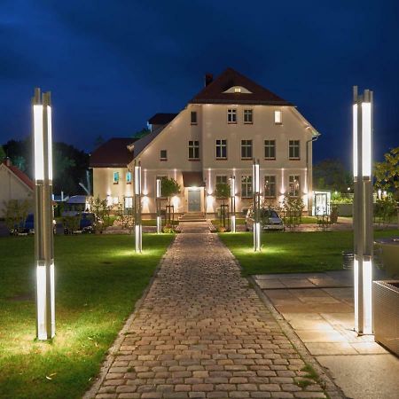 Hotel Und Restaurant Am Peenetal Liepen  Экстерьер фото